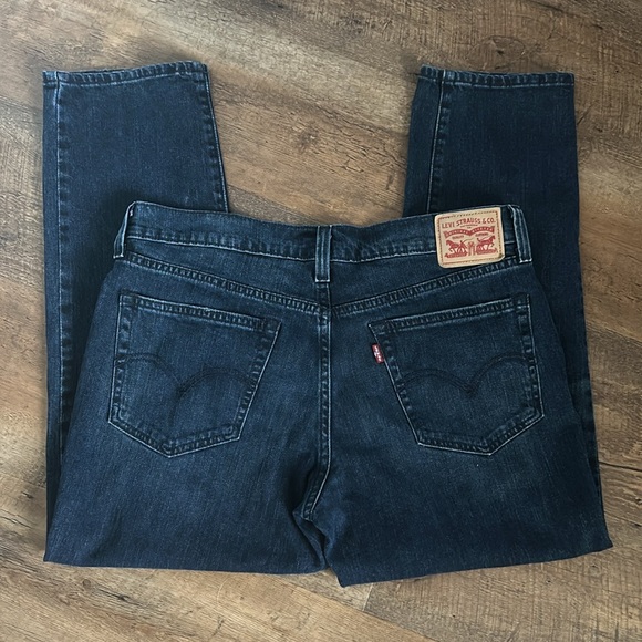 Levi's | Boyfriend Jeans in Washed Black - Picture 5 of 5